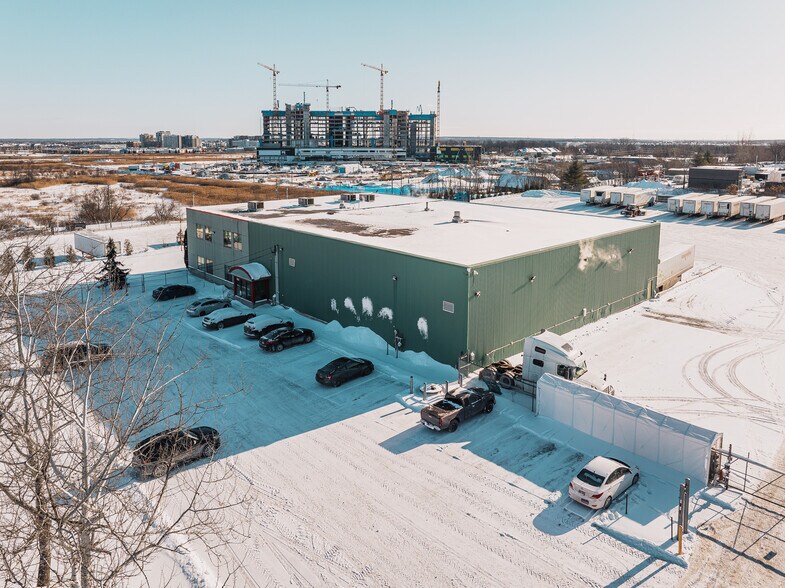 More Photos Of 500 Montée Labossière, Vaudreuil-dorion Service For Lease