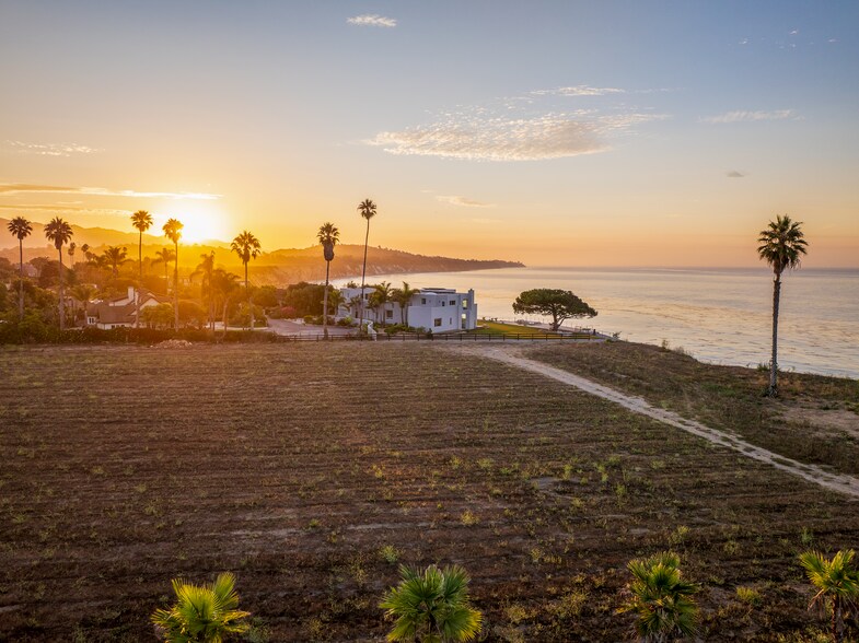 More Photos Of 5295 Shoreline Dr, Santa Barbara Land For Sale