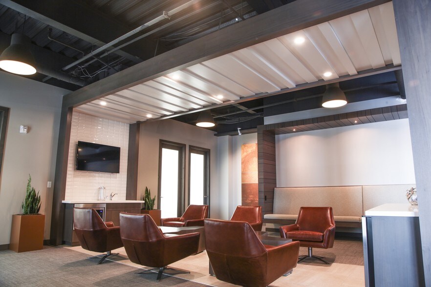 More Photos Of 545 E University Pky, Orem Office For Lease