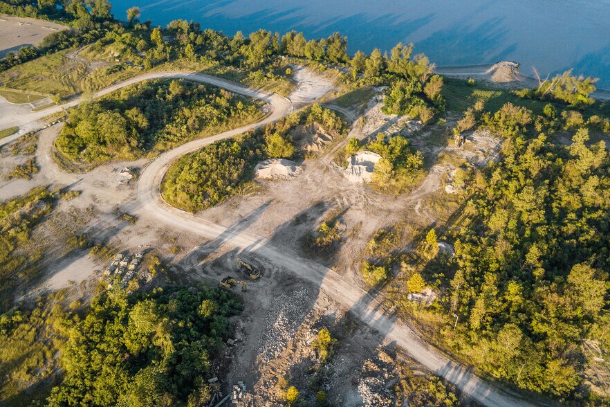 More Photos Of 100 River Rd S, Baton Rouge Land For Sale