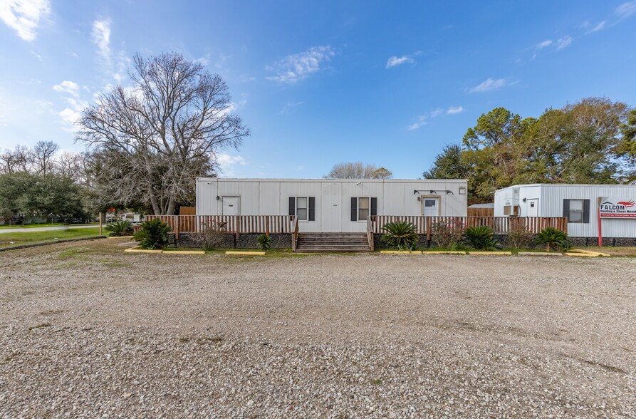 More Photos Of 24203 FM 2100 Rd, Huffman Office Residential For Sale