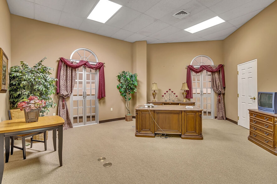 More Photos Of 2527 State Highway 248, Branson Lodge Meeting Hall For Sale