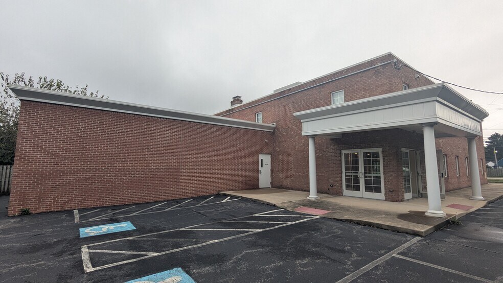 More Photos Of 22100 Mastick Rd, Fairview Park Office For Sale