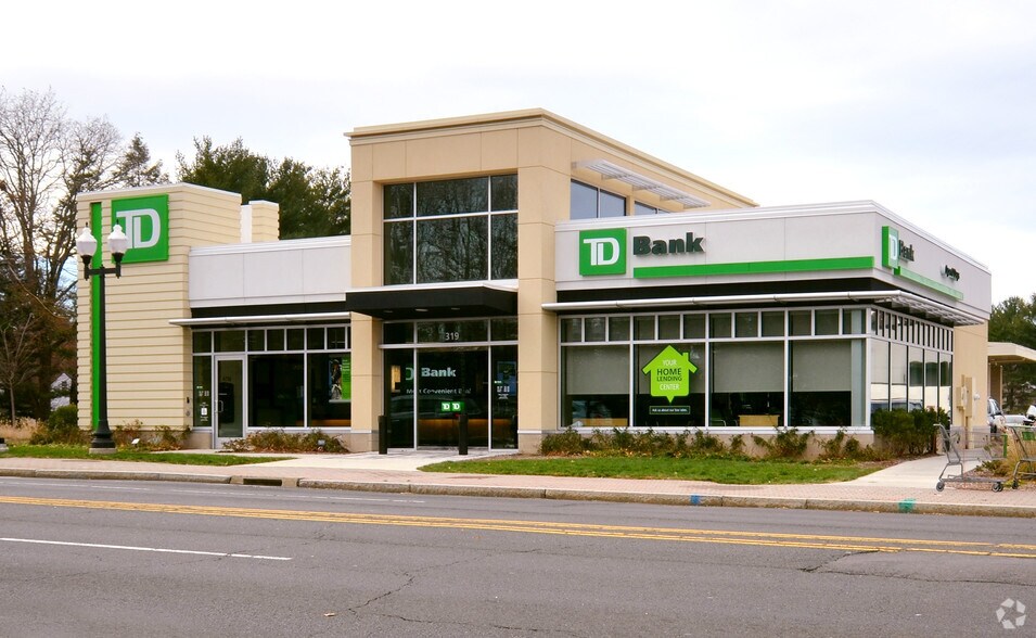 More Photos Of 333 N Main St, West Hartford Unknown For Lease