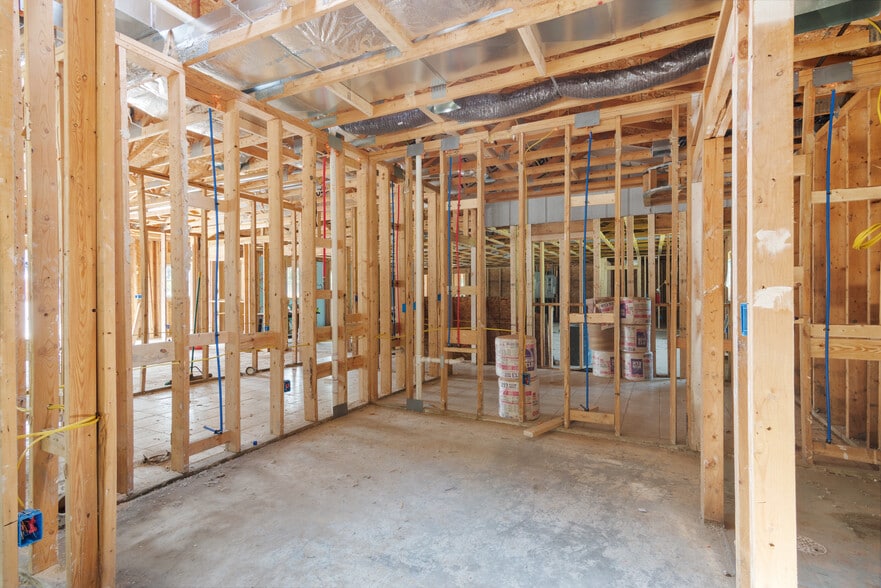 More Photos Of 201 W Saginaw Rd, Sanford Freestanding For Sale