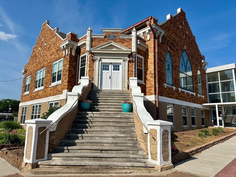 Primary Photo Of 201 E Church St, Ozark Lodge Meeting Hall For Sale