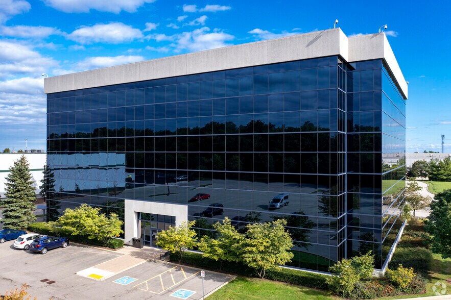 More Photos Of 1235 N Service Rd W, Oakville Office For Lease