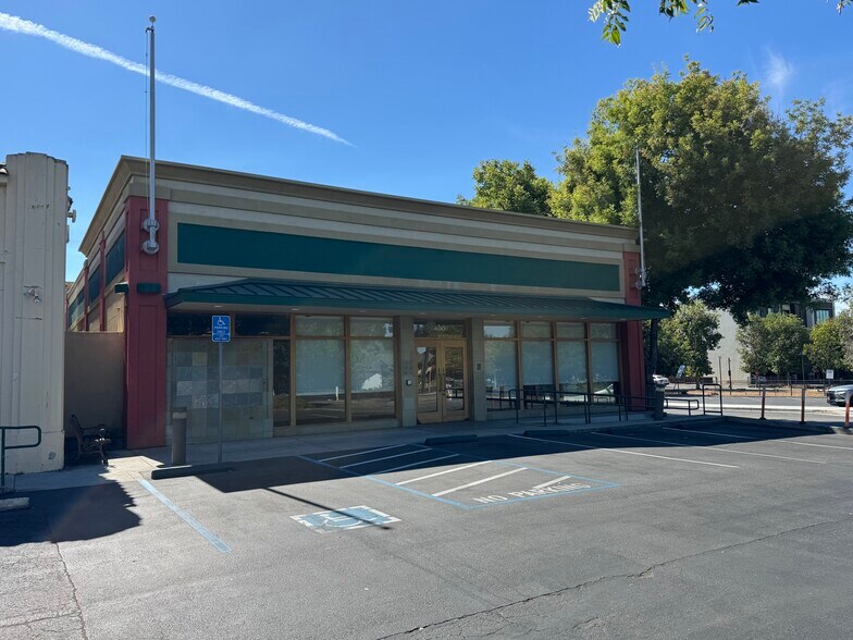 Primary Photo Of 400 S San Antonio Rd, Los Altos Freestanding For Lease