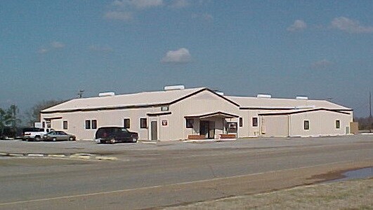 Primary Photo Of 228 Texas Ave, Hooks Office For Lease