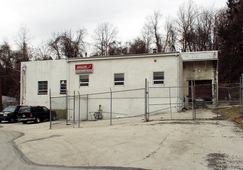 More Photos Of 1010 Matsonford Rd, Conshohocken Showroom For Lease