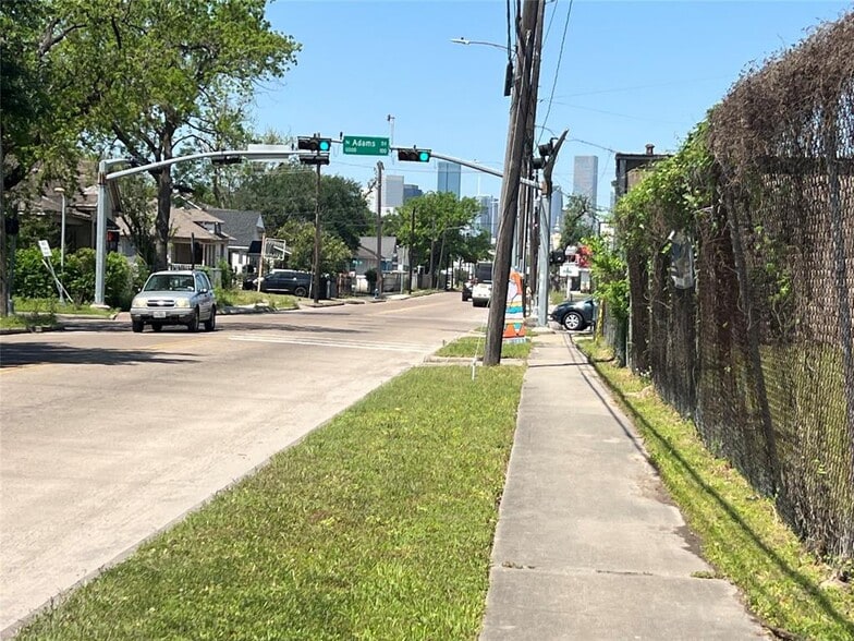 More Photos Of 0 Canal St, Houston Land For Sale