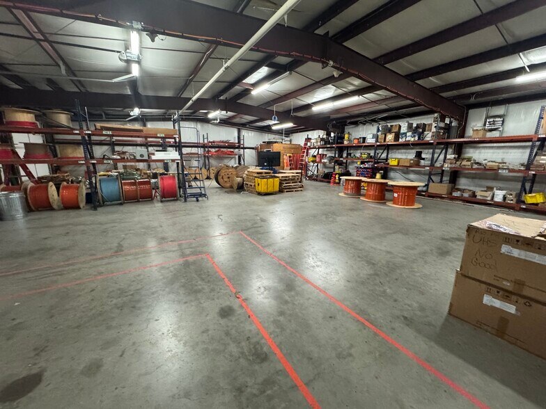 More Photos Of 8708 S Congress Ave, Austin Light Manufacturing For Lease