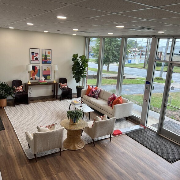 Primary Photo Of 1344 13th Ave, Columbus Coworking Space