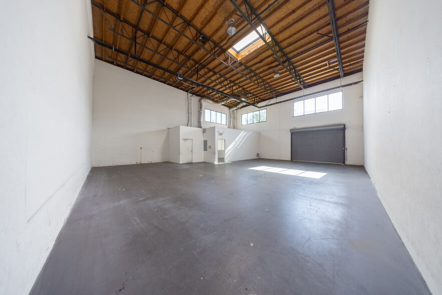 More Photos Of 1773 W San Bernardino Rd, West Covina Warehouse For Sale