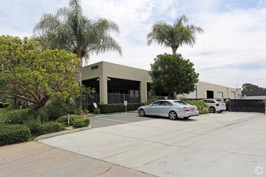 Primary Photo Of 16722 Hale Ave, Irvine Warehouse For Lease