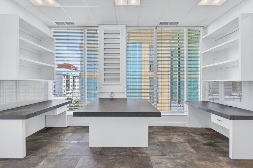 More Photos Of 888 4th Ave SW, Calgary Office For Sale