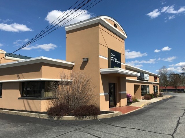 More Photos Of 634 State Rd, Dartmouth General Retail For Lease