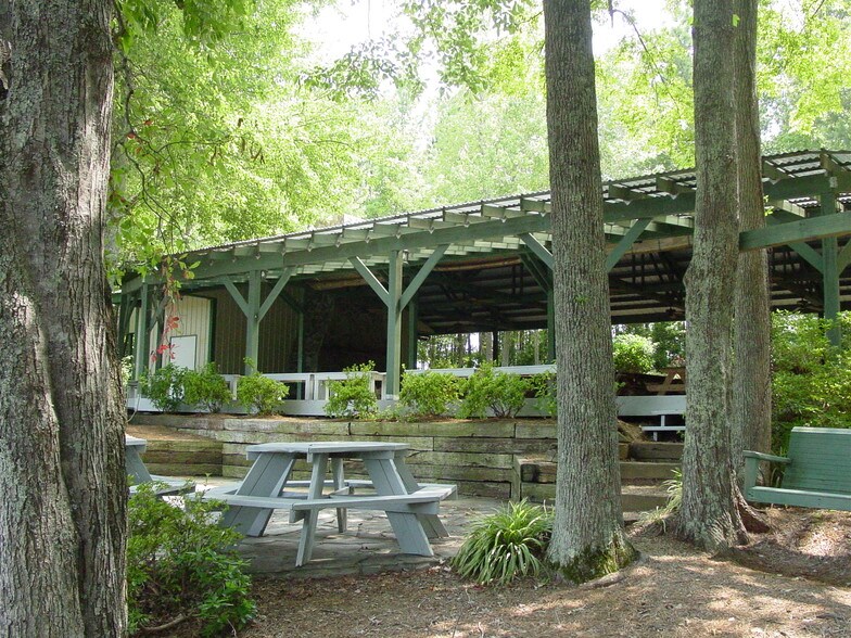 More Photos Of 460 Aerodrome Way, Griffin Land For Sale