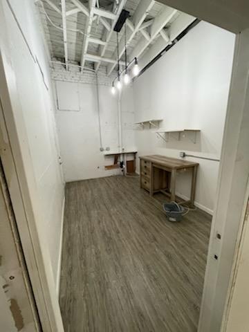 More Photos Of 2019-2021 SE Belmont St, Portland Showroom For Lease
