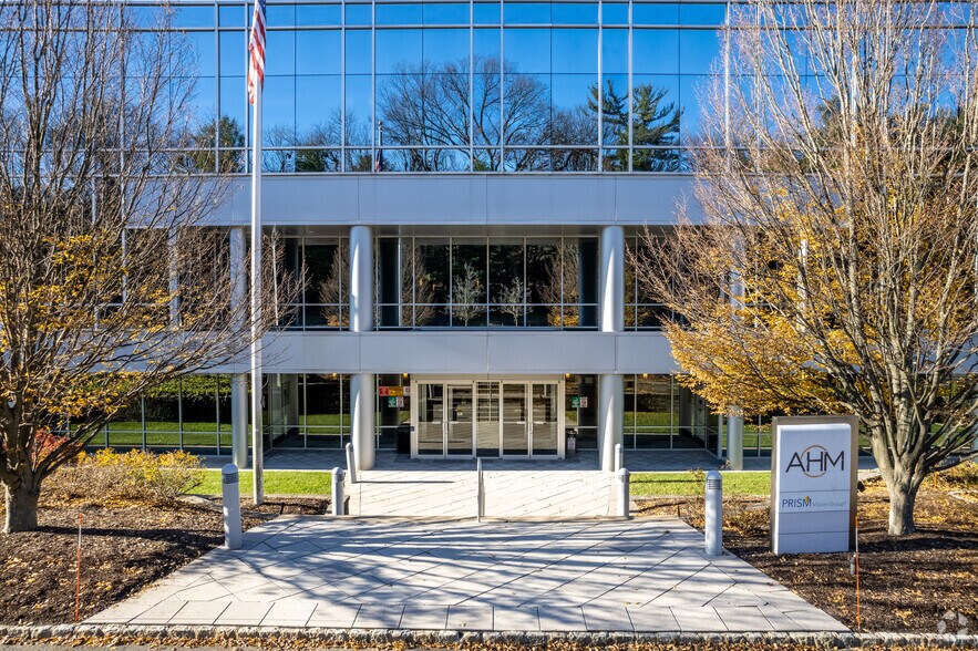 More Photos Of 420 Mountain Ave, New Providence Office For Lease