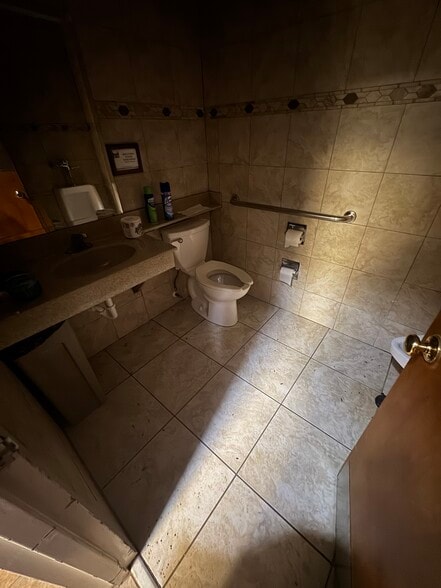 More Photos Of 7180 S US Highway 1, Port Saint Lucie Storefront Retail Office For Sale