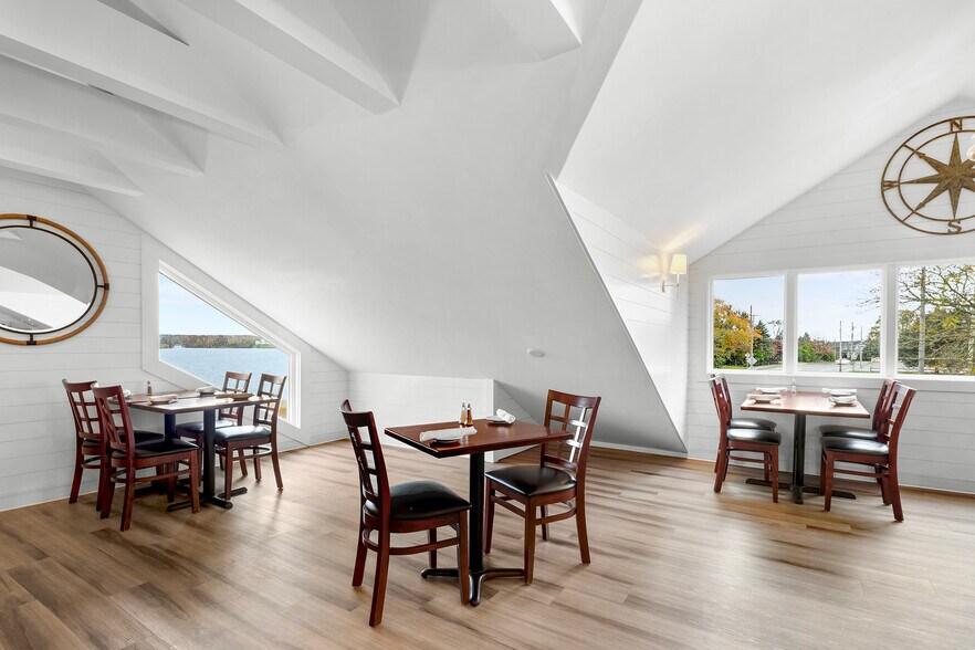 More Photos Of 15 Point Rd, Portsmouth Restaurant For Sale