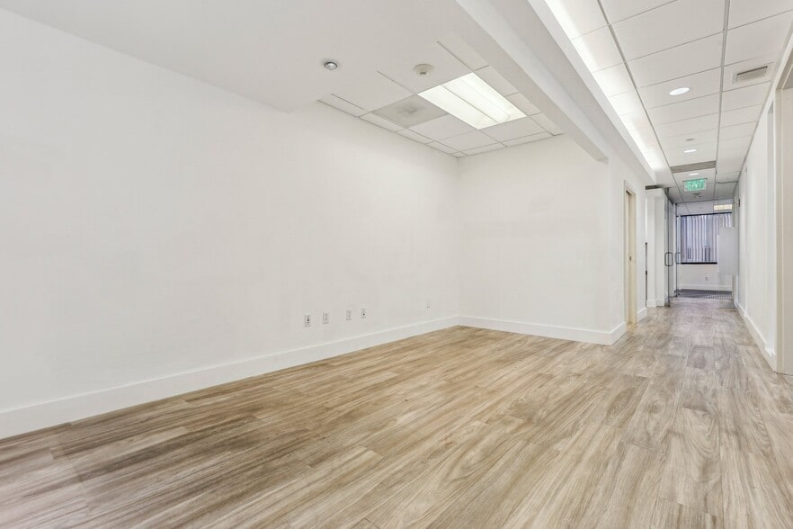 More Photos Of 1200 Brickell Ave, Miami Loft Creative Space For Sale