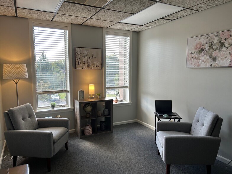 More Photos Of 225 Humphrey Rd, Greensburg Medical For Lease