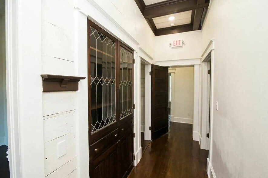 More Photos Of 500 William Joel, Bryan Office Residential For Lease