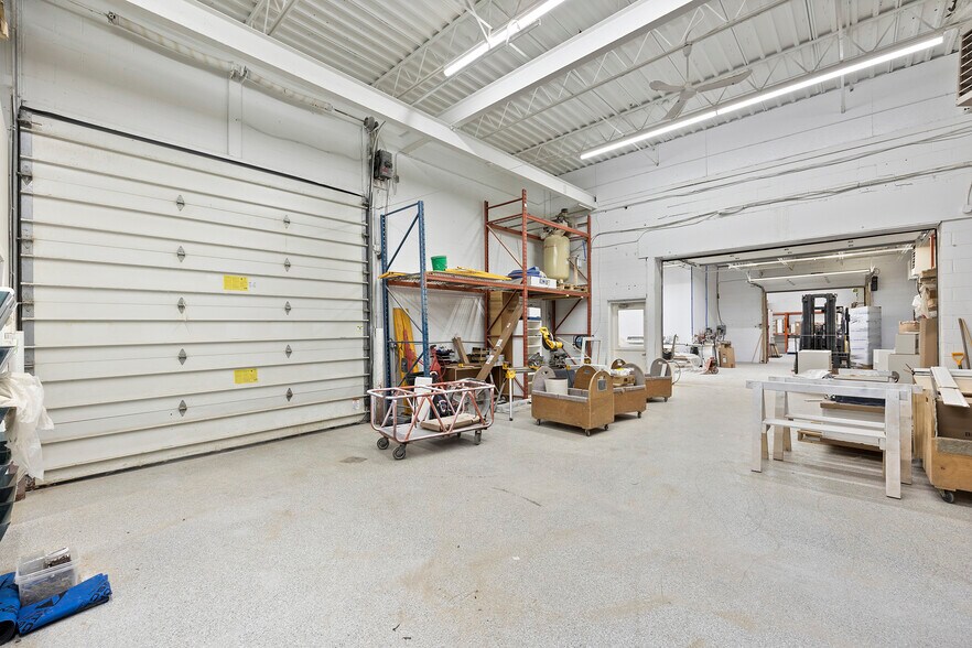 More Photos Of 333 Holden Av, Windsor Distribution For Sale