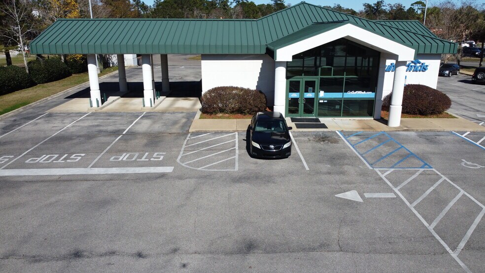 More Photos Of 2906 Kerry Forest Pky, Tallahassee Bank For Sale