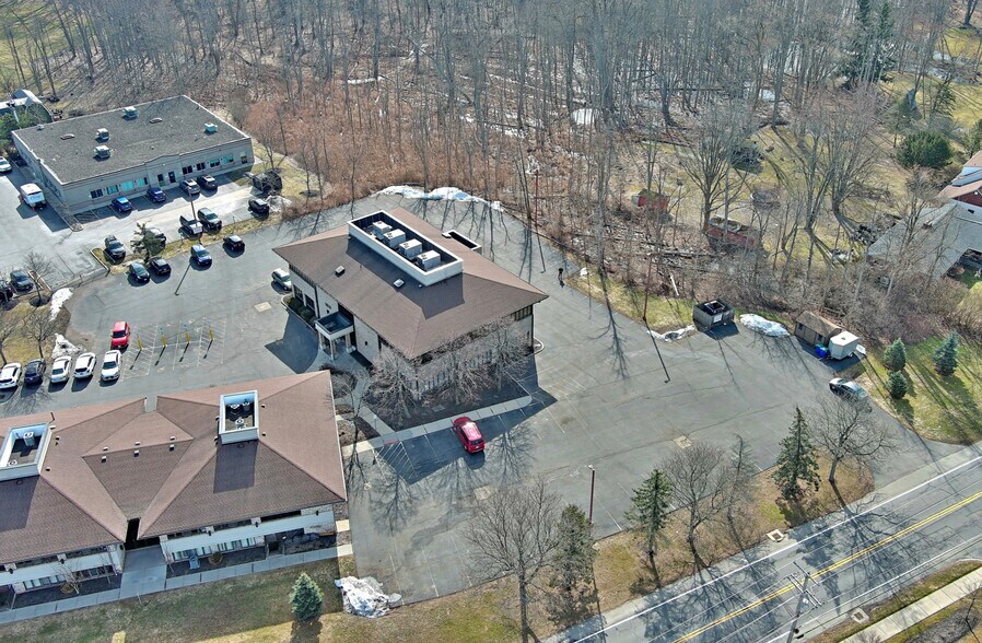 More Photos Of 1829 Maple Rd, Williamsville Medical For Sale