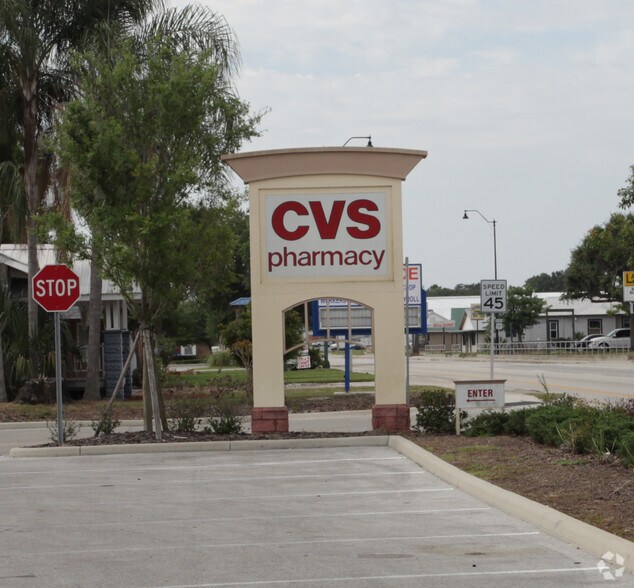 More Photos Of 301 S 6th Ave, Wauchula Drugstore For Sale