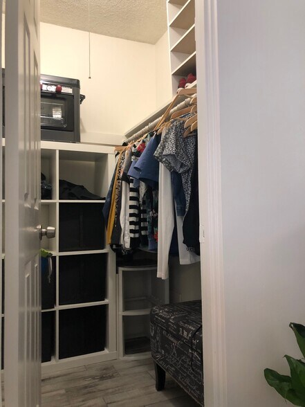 More Photos Of 588 E Mel Ave, Palm Springs Apartments For Sale