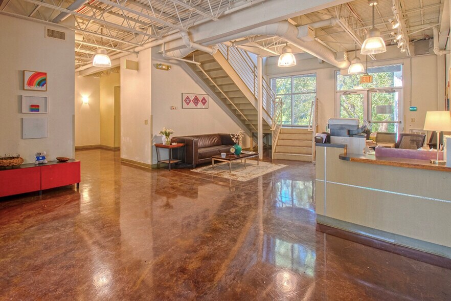 More Photos Of 1501 Xerxes Ave N, Minneapolis Religious Facility For Sale