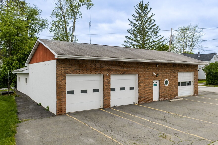 More Photos Of 29 Church St, Port Jervis Flex For Sale