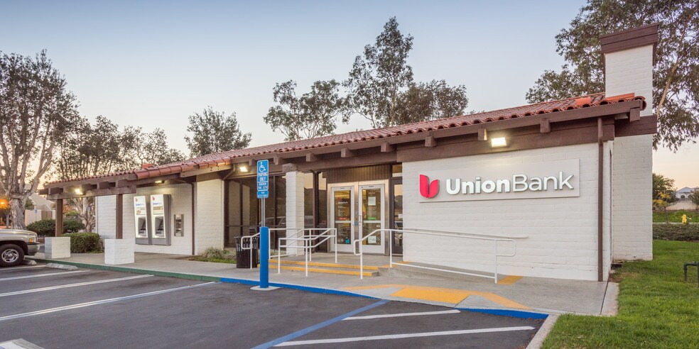 More Photos Of 621-701 S Rancho Santa Fe Rd, San Marcos Unknown For Lease