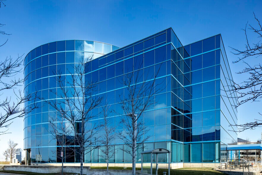 More Photos Of 5500 Explorer Dr, Mississauga Office For Lease