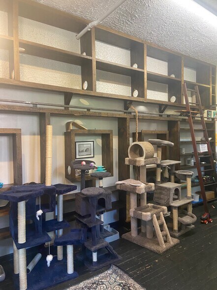 More Photos Of 1926 Cherokee St, Saint Louis Storefront Retail Residential For Sale