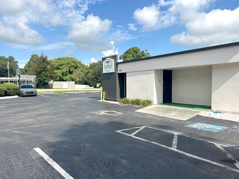 More Photos Of 4501 N Armenia Ave, Tampa Medical For Lease