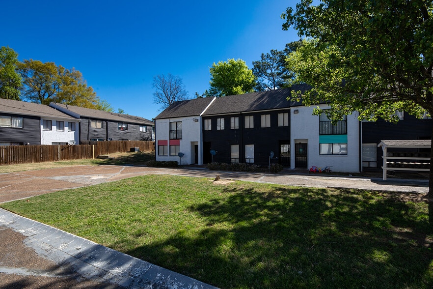 More Photos Of 2780 Raleigh-Lagrange Rd, Memphis Apartments For Sale