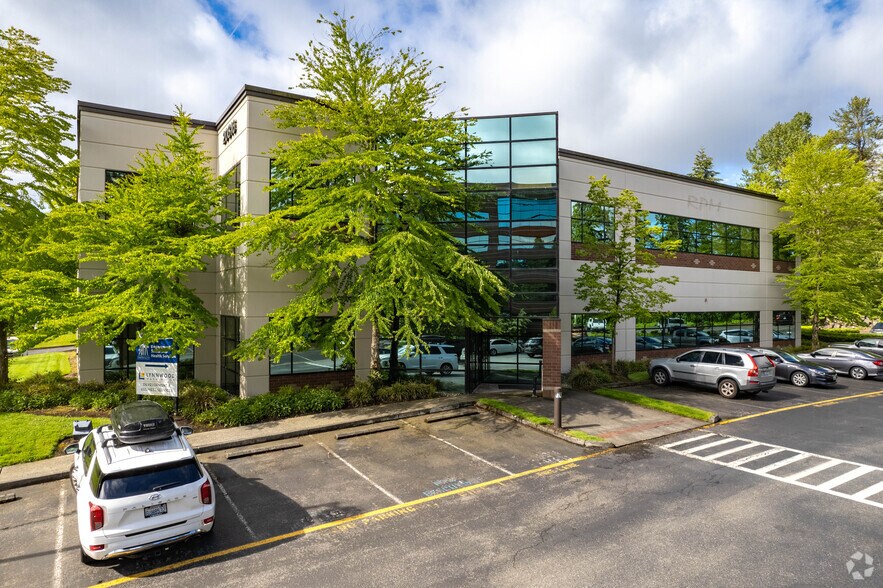 More Photos Of 20816 44th Ave W, Lynnwood Office For Sale