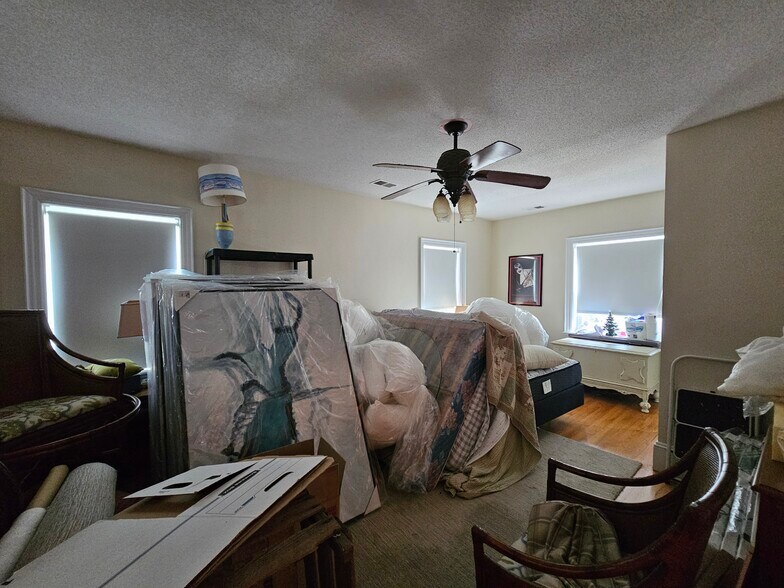 More Photos Of 423 Village Rd, Shallotte General Retail For Sale