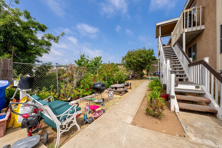 More Photos Of 6736-6740 Kelly St, San Diego Apartments For Sale