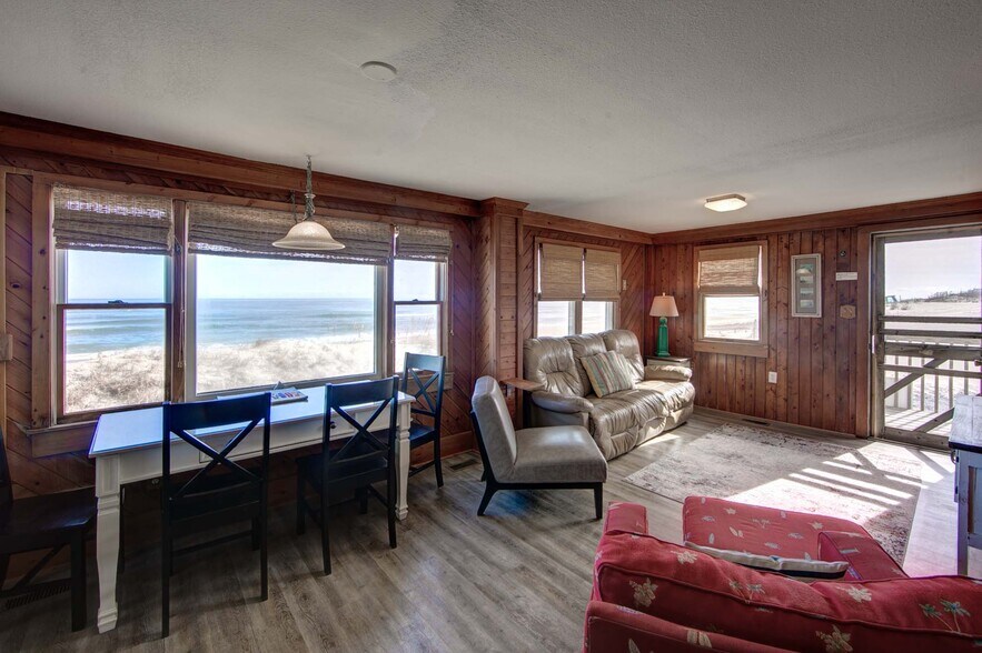 More Photos Of 9023 Gerhard st, Nags Head Apartments For Sale