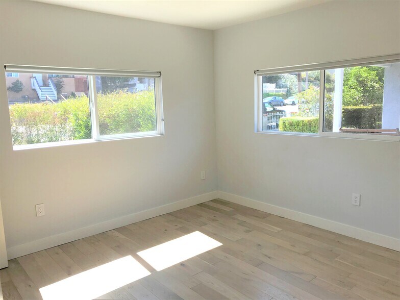 More Photos Of 6157 Mesa Ave, Los Angeles Specialty For Sale