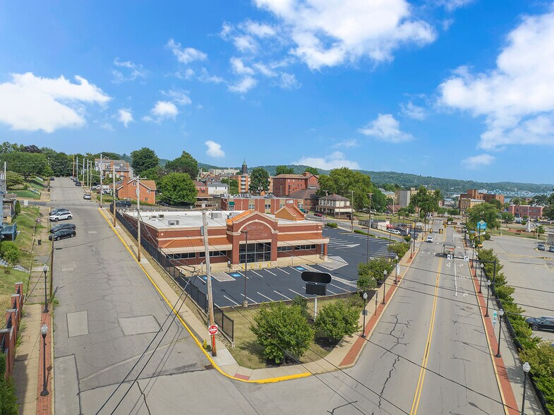 More Photos Of 351 Brighton Ave, Rochester Freestanding For Lease