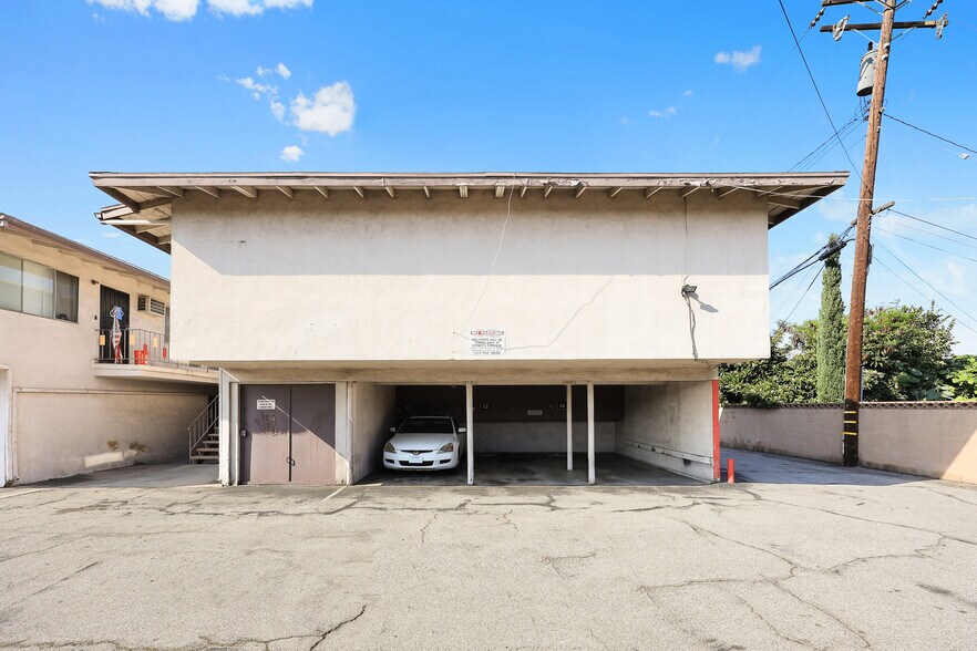 More Photos Of 524 N Poplar Ave, Montebello Apartments For Sale