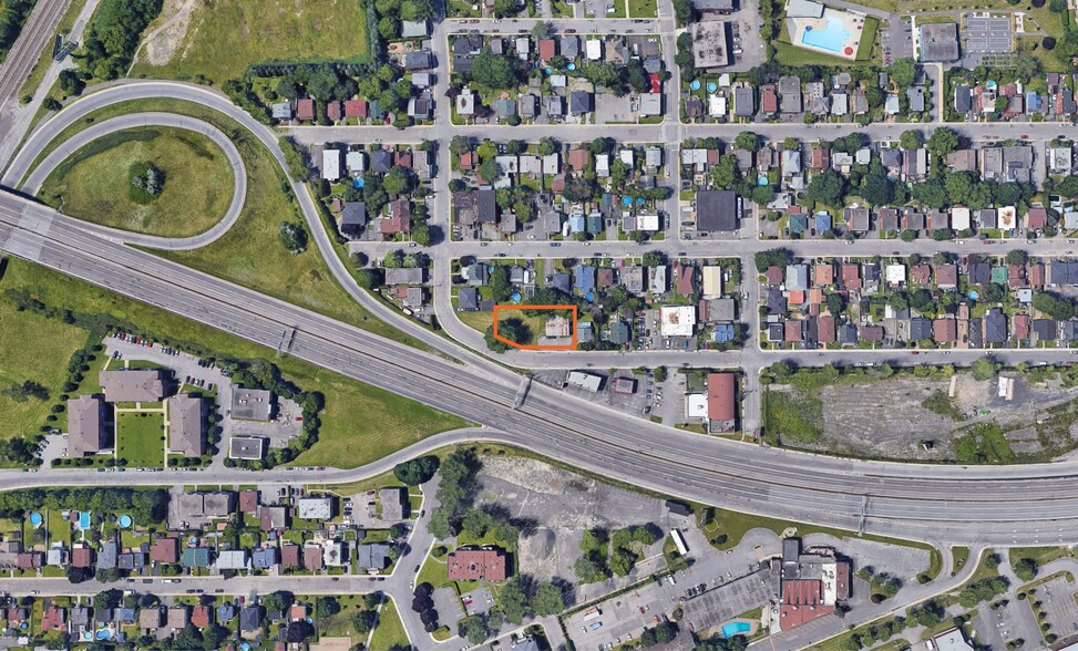 Primary Photo Of 1945 Av Des Chênes, Lemoyne Land For Sale