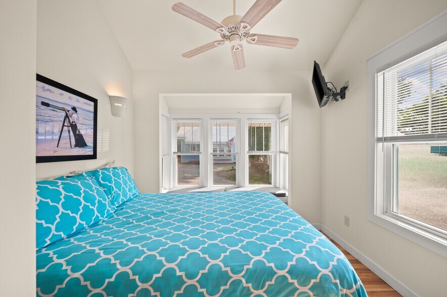 More Photos Of 5358 Paw Paw Lake Rd, Coloma Apartments For Sale